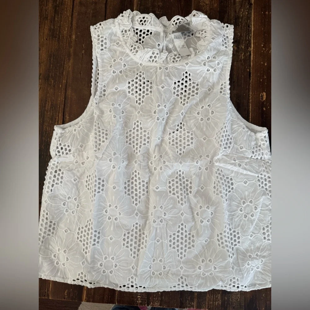 NEW! J.Crew Fleur Top in Eyelet White